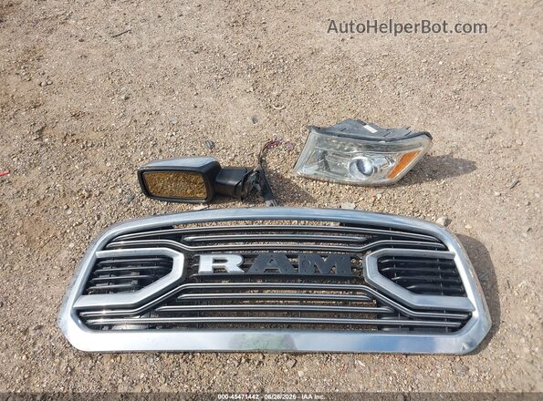 1C6RR6PT2GS201422 2016 RAM 1500 White Vista del cuadro de instrumentos