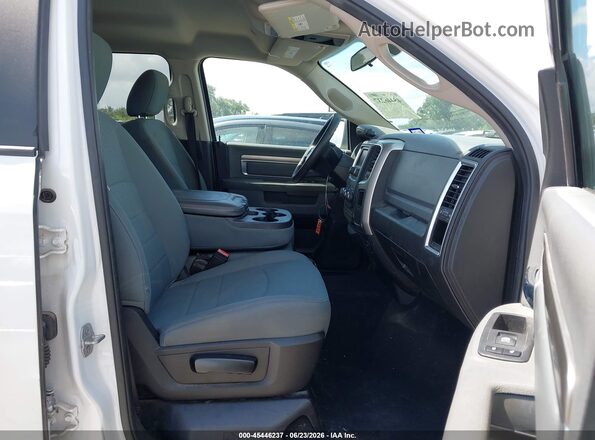 1C6RR6TT7LS103387 2020 RAM 1500 CLASSIC White Front interior view