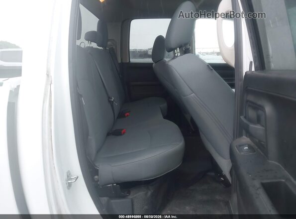 1C6RR7FG0JS297200 2018 RAM 1500 White 
