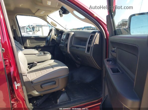 1C6RR7FG4JS260795 2018 RAM 1500 Red Front interior view