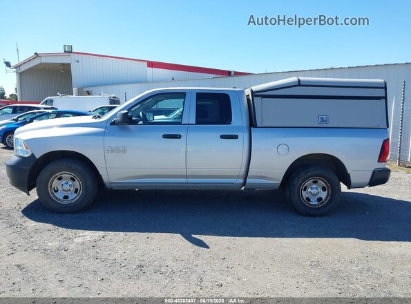 1C6RR7FG4JS326102 2018 RAM 1500 Silver 