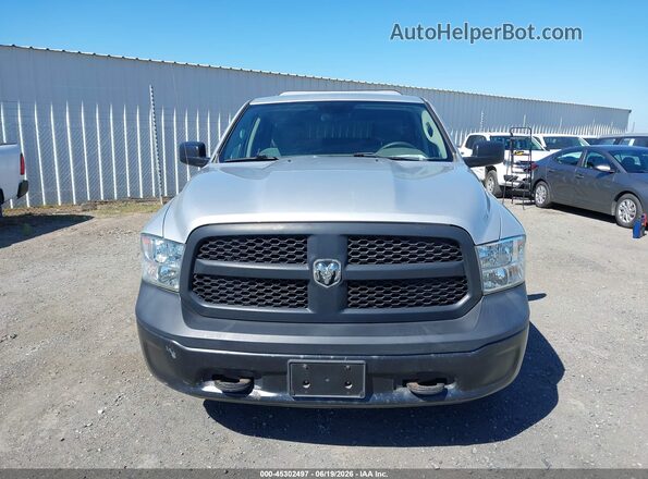 1C6RR7FG4JS326102 2018 RAM 1500 Silver 