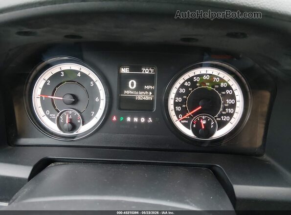 1C6RR7FG5GS356296 2016 RAM 1500 White Հետևի նստատեղերի տեսք