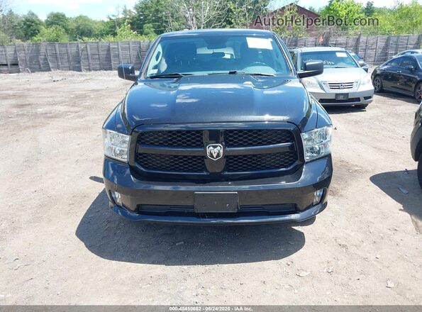 1C6RR7FG5JS209919 2018 RAM 1500 Black Вид щитка приладів