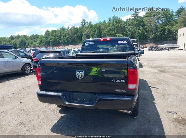 1C6RR7FG5JS209919 2018 RAM 1500 Black 