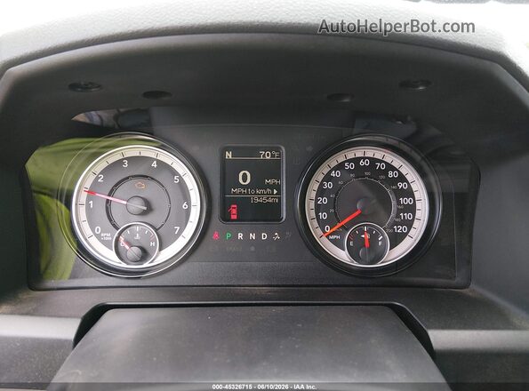 1C6RR7FG6HS616562 2017 RAM 1500 Blue Вид задніх сидінь