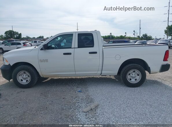 1C6RR7FG7JS326059 2018 RAM 1500 White Սալոնի 360 աստիճան տեսք