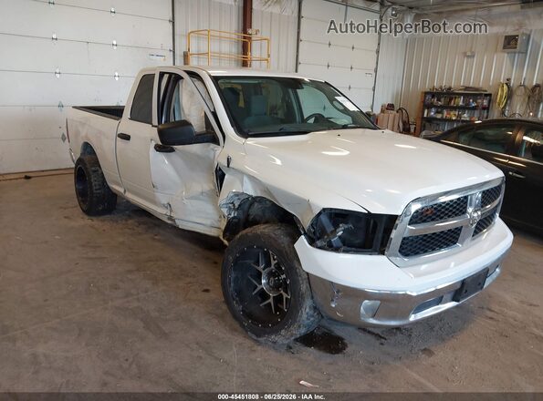 1C6RR7FG7KS660898 2019 RAM 1500 CLASSIC White Вид спереду