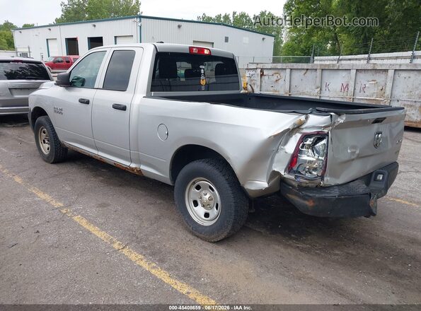 1C6RR7FG8JS165009 2018 RAM 1500 Silver Հետևի ձախ