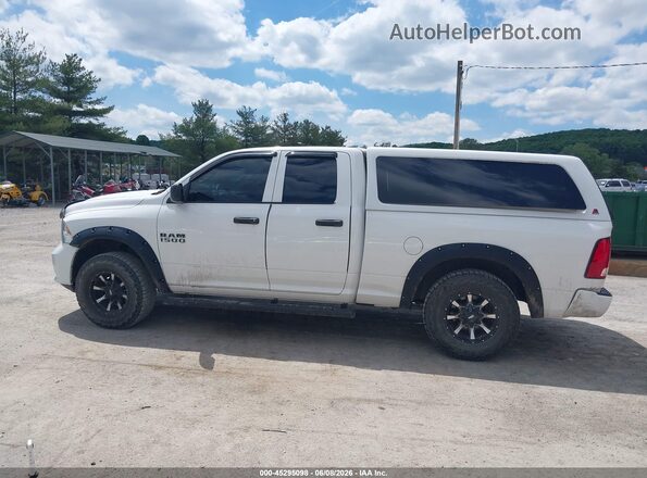 1C6RR7FG8JS254322 2018 RAM 1500 White Սալոնի 360 աստիճան տեսք