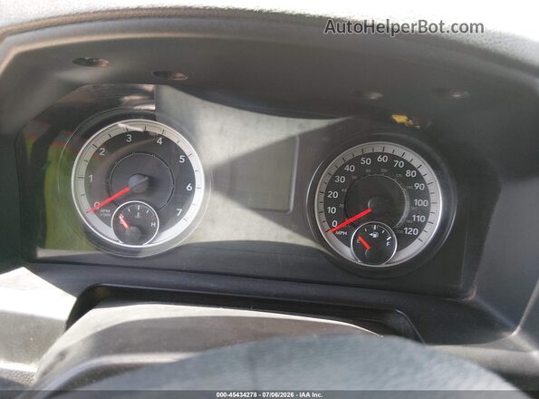 1C6RR7FG9PS539331 2023 RAM 1500 CLASSIC White უკანა სავარძლების ხედი