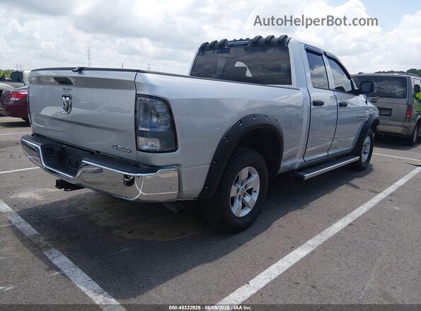 1C6RR7FGXJS258999 2018 RAM 1500 Silver Tył prawy