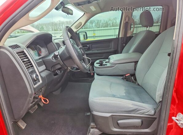1C6RR7FT1HS692574 2017 RAM 1500 Red Front interior view