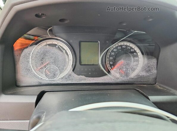 1C6RR7FT1HS692574 2017 RAM 1500 Red Instrument cluster view
