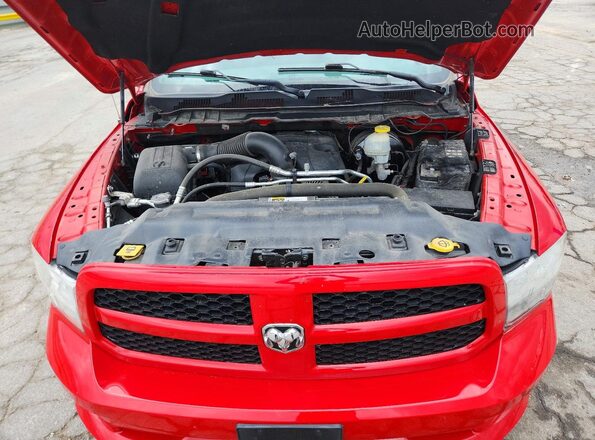 1C6RR7FT1HS692574 2017 RAM 1500 Red Rear interior view