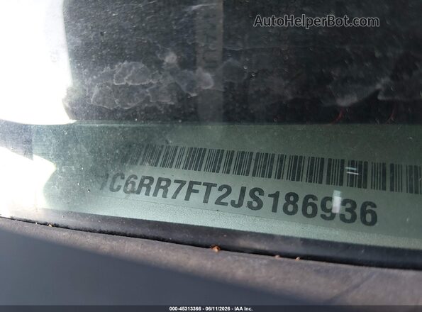 1C6RR7FT2JS186936 2018 RAM 1500 Серебряный 