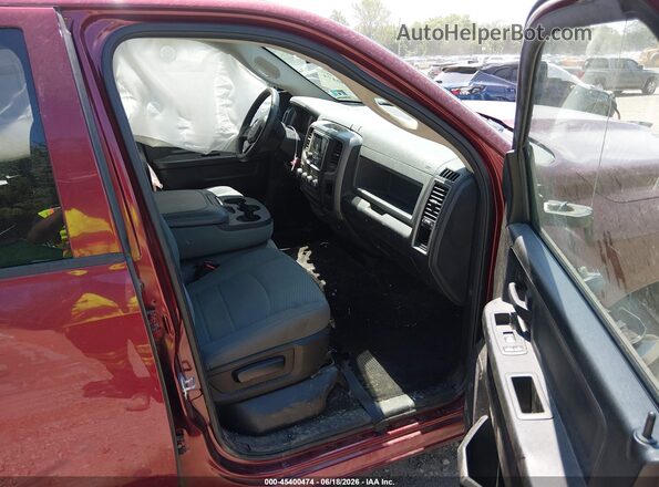1C6RR7FT2JS327620 2018 RAM 1500 Burgundy Front interior view