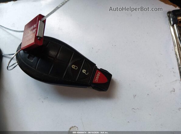 1C6RR7FT2JS327620 2018 RAM 1500 Burgundy Dashboard view