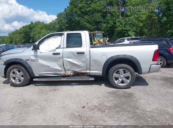 1C6RR7FT4JS302198 2018 RAM 1500 Gray 360 interior view