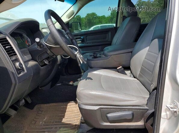 1C6RR7FT5GS344842 2016 RAM 1500 Silver Vista interior delantera
