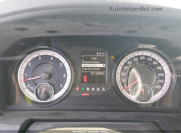 1C6RR7FT5KS711019 2019 RAM 1500 CLASSIC Черный Вид задних сидений