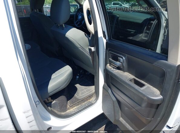 1C6RR7FT6JS214821 2018 RAM 1500 White 