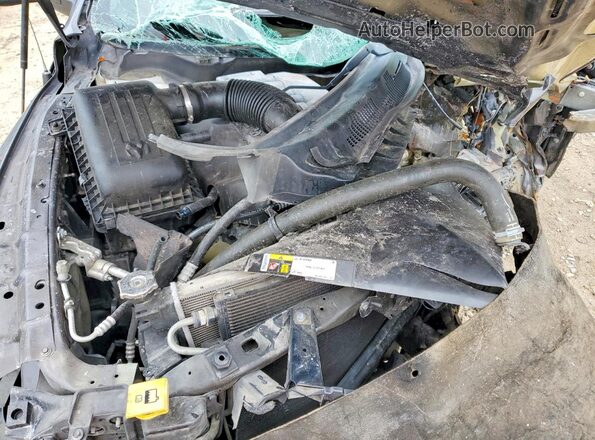 1C6RR7FT7JS301966 2018 RAM 1500 Charcoal Vista interior trasera