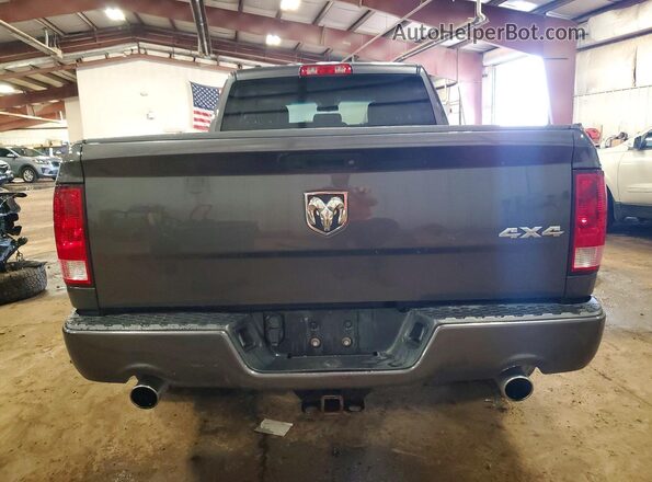 1C6RR7FT8HS708995 2017 RAM 1500 Gray Vista trasera