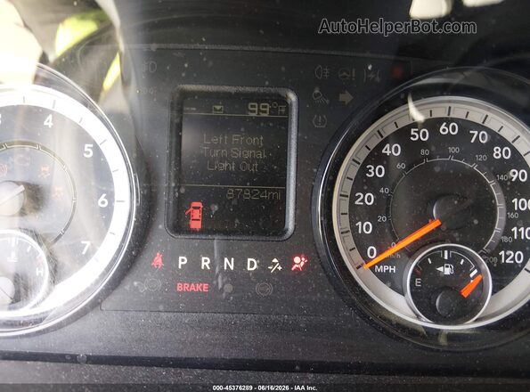 1C6RR7FTXHS670153 2017 RAM 1500 Blue Widok tylnych siedzeń