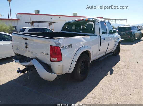1C6RR7FTXKS673075 2019 RAM 1500 CLASSIC White Widok z przodu