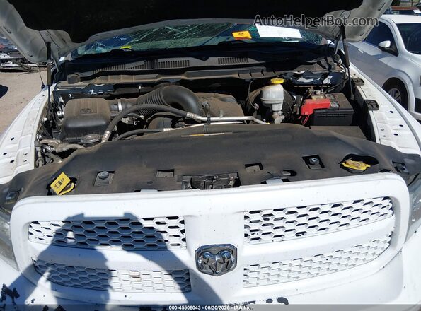 1C6RR7FTXKS673075 2019 RAM 1500 CLASSIC White Widok z tyłu