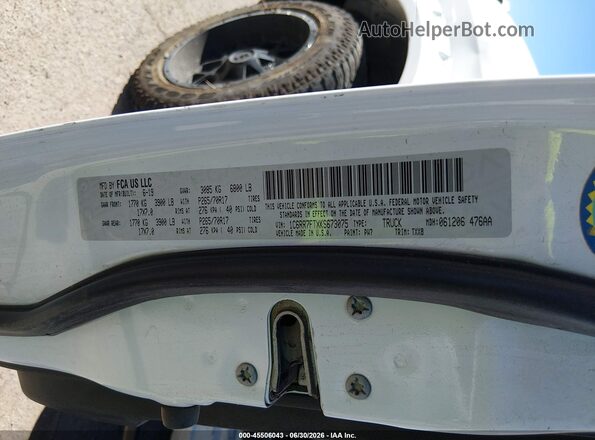 1C6RR7FTXKS673075 2019 RAM 1500 CLASSIC White Widok komory silnika
