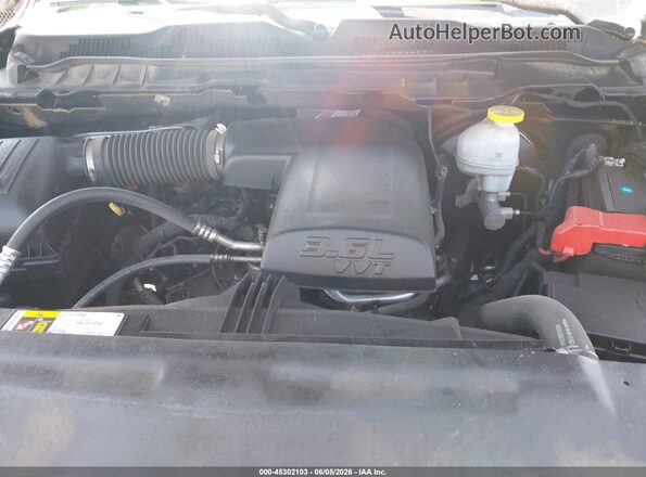 1C6RR7GG0MS525988 2021 RAM 1500 CLASSIC Синий Вид сзади