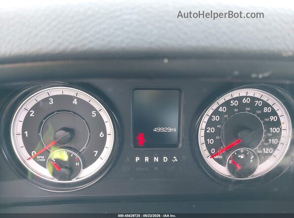 1C6RR7GG1LS156279 2020 RAM 1500 CLASSIC Черный Вид задних сидений