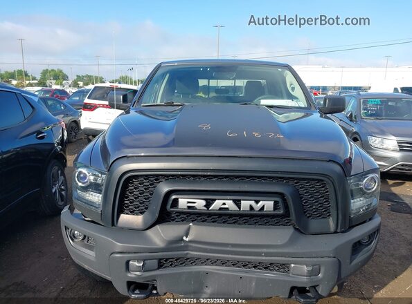1C6RR7GG1LS156279 2020 RAM 1500 CLASSIC Черный Вид панели приборов