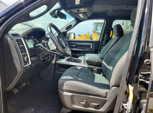 1C6RR7GG2PS520411 2023 RAM 1500 Black Widok wnętrza z przodu