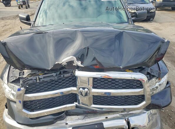 1C6RR7GG4JS106747 2018 RAM 1500 Black 