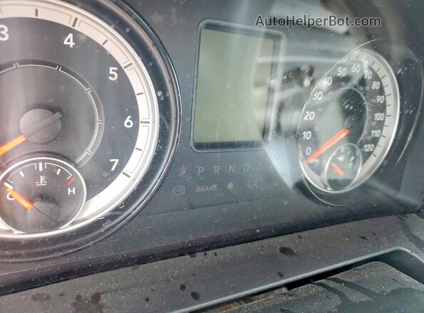 1C6RR7GG4MS510636 2021 RAM 1500 White ხელსაწყოთა პანელის ხედი