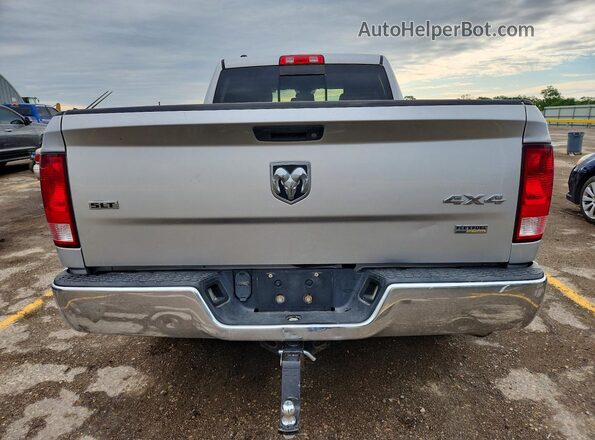 1C6RR7GG5HS777063 2017 RAM 1500 Silver Вид ззаду