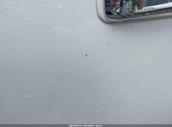 1C6RR7GG5JS120639 2018 RAM 1500 White 