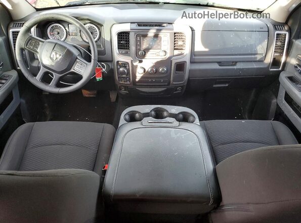 1C6RR7GG7KS706003 2019 RAM 1500 Maroon Dashboard view