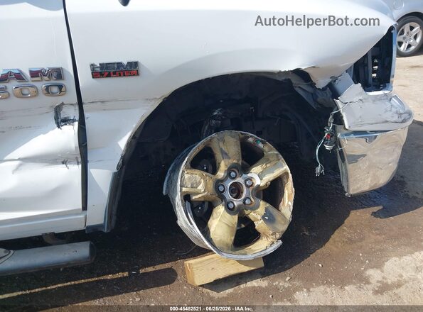 1C6RR7GT5GS146065 2016 RAM 1500 White Front view
