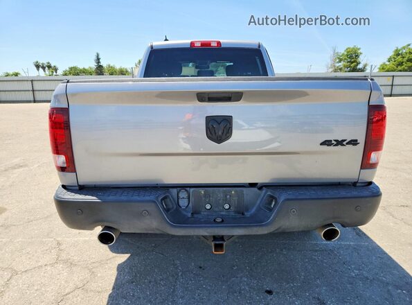 1C6RR7GT6MS559656 2021 RAM 1500 Silver Vista trasera