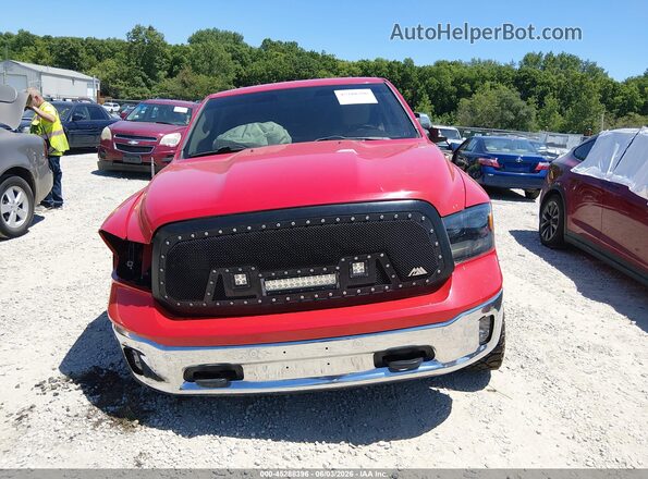 1C6RR7JT2GS123240 2016 RAM 1500 Red Սալոնի հետևի տեսք