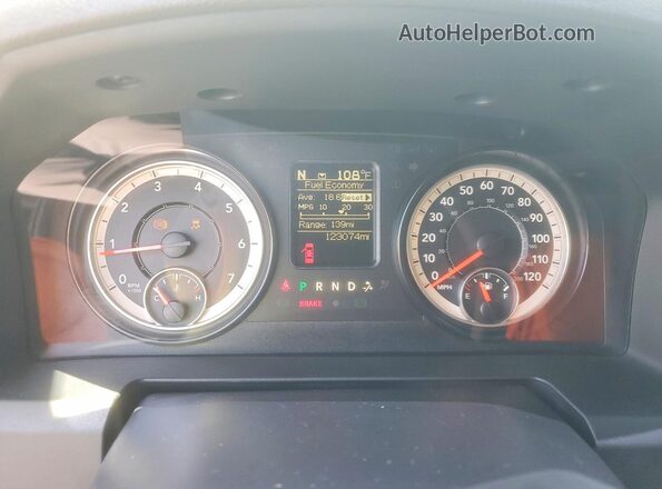 1C6RR7KG0GS215108 2016 RAM 1500 Black Instrument cluster view