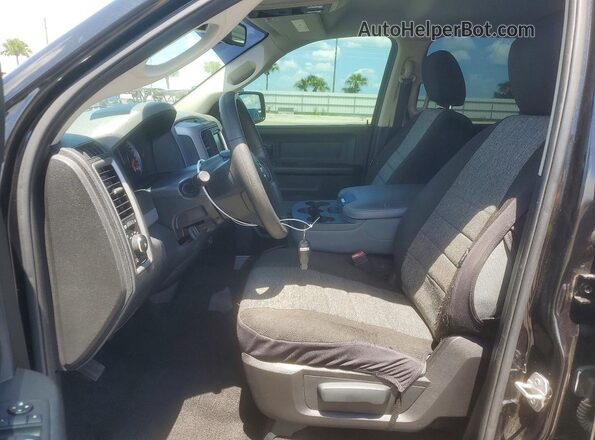 1C6RR7KG0GS215108 2016 RAM 1500 Black Front interior view