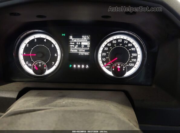 1C6RR7KG0JS293136 2018 RAM 1500 Gray Widok tylnych siedzeń