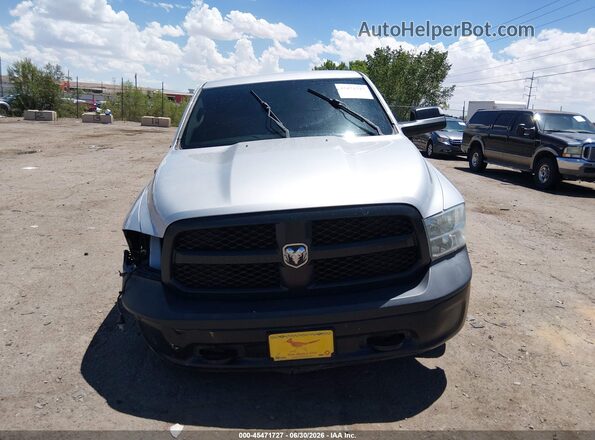 1C6RR7KG3HS570923 2017 RAM 1500 Silver Սալոնի հետևի տեսք