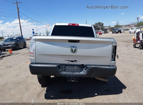1C6RR7KG3HS570923 2017 RAM 1500 Silver 