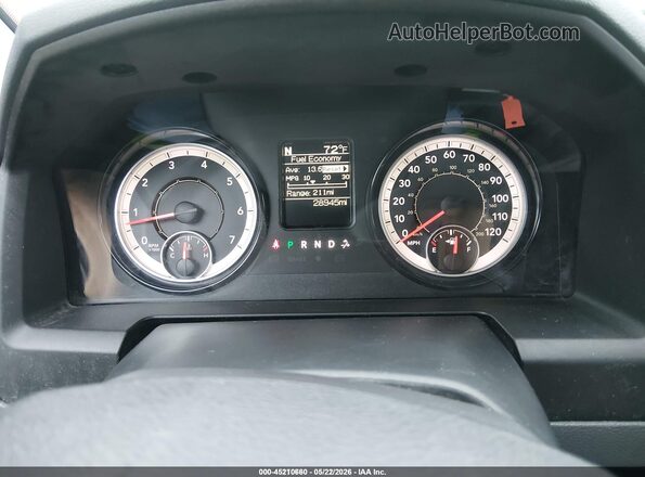 1C6RR7KG3JS306686 2018 RAM 1500 Silver Rear seats view